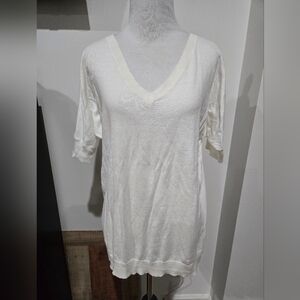 Gap Women's Cream V-Neck Short Sleeve Swester